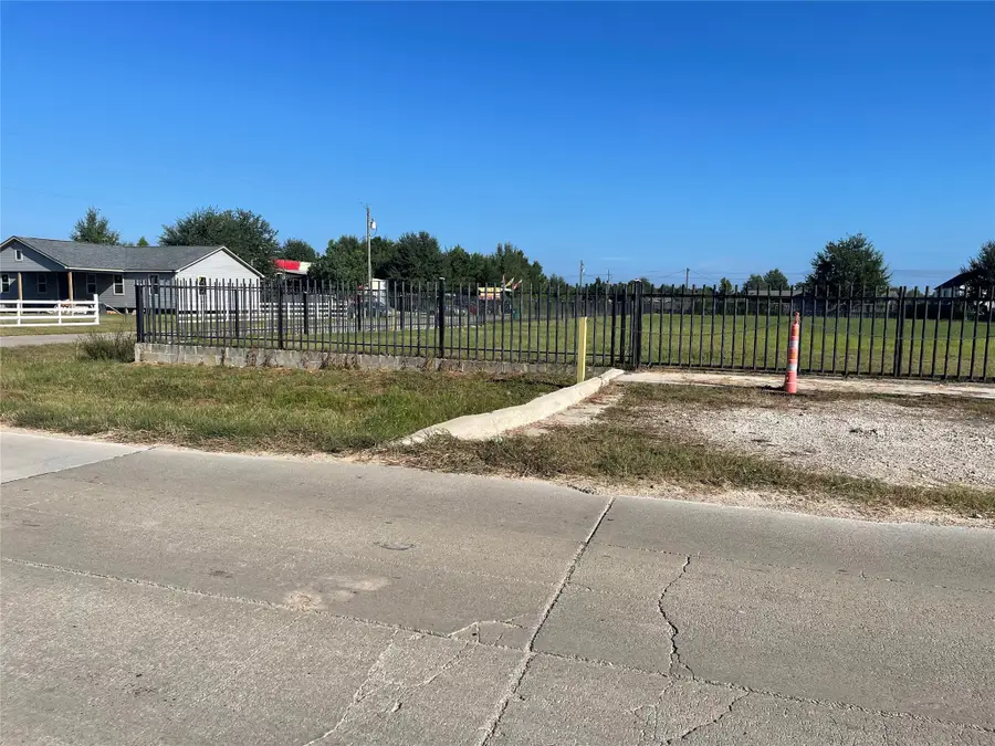 109 County Road 3580, Cleveland, TX 77327 - #2