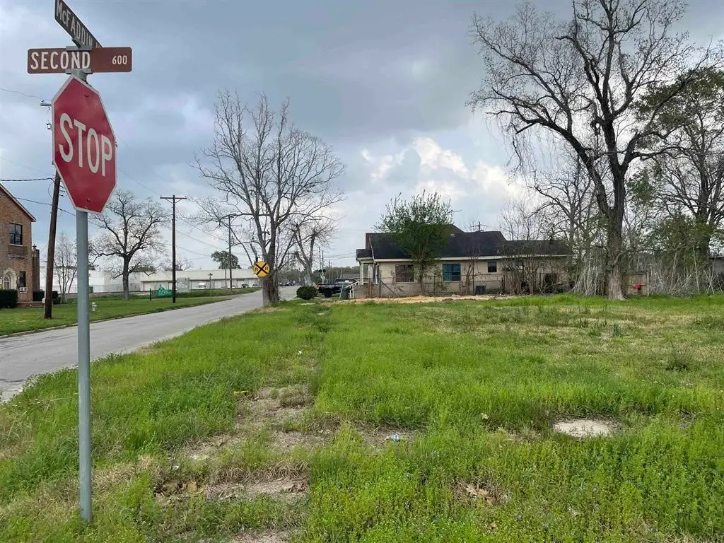 562 2nd Street, Beaumont, TX 77701 - #1