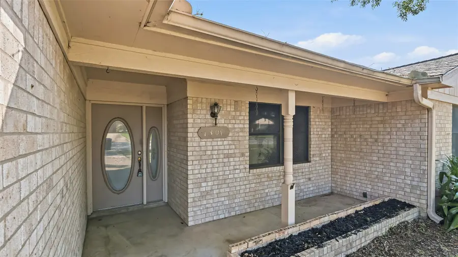 1307 Allison Street, Brenham, TX 77833 - #3