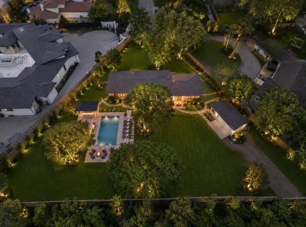 31 E Shady Lane, Houston, TX 77063