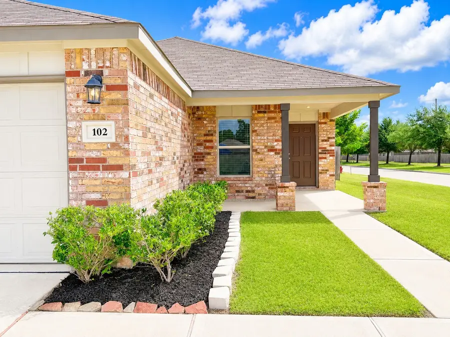 102 Bellewood Manor Drive, Magnolia, TX 77354 - #3