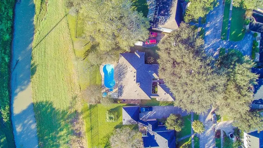 3915 Pleasant Valley Drive, Missouri City, TX 77459 - #2