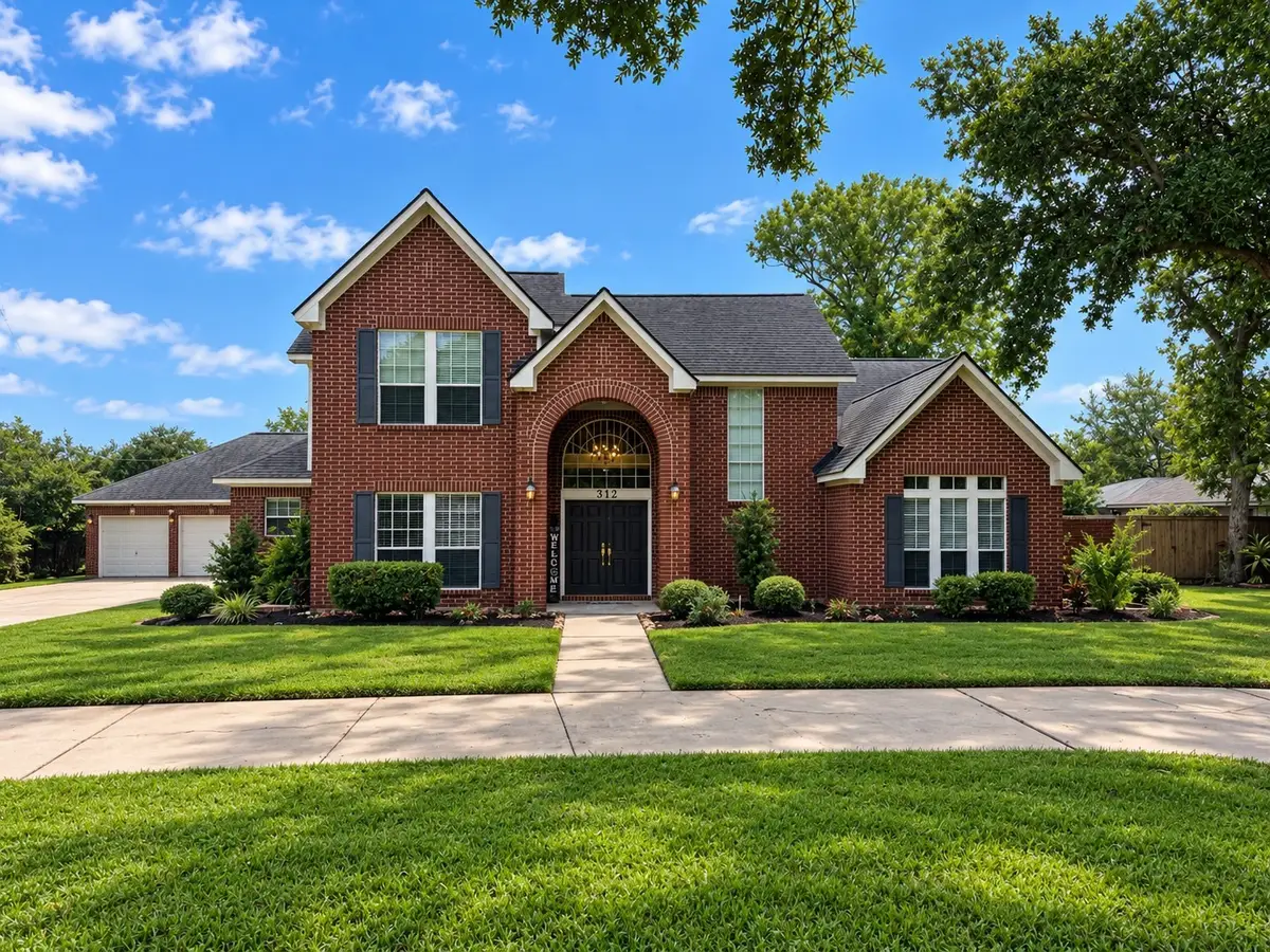 312 Timbercreek Drive, Lake Jackson, TX 77566 - #1