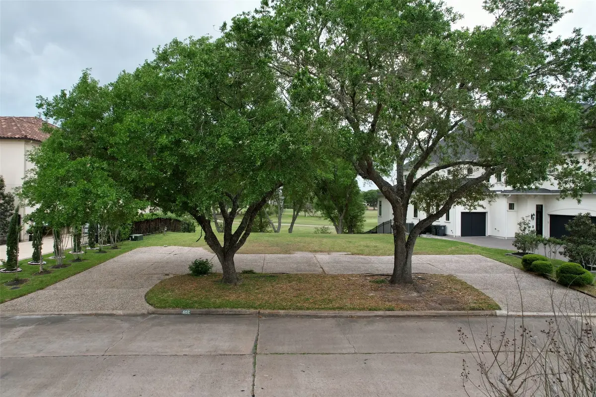 602 Sugar Creek Boulevard, Sugar Land, TX 77478 - #1