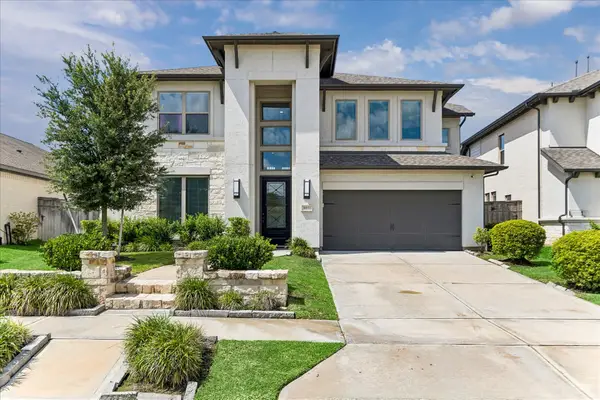 9511 Shaded Tree Drive, Missouri City, TX 77459
