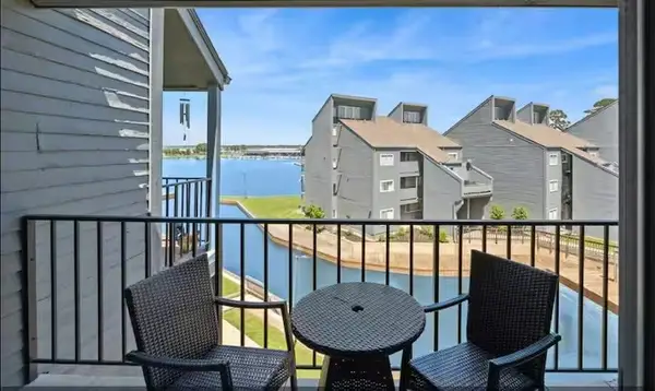 12500 Melville Drive #3, Montgomery, TX 77356