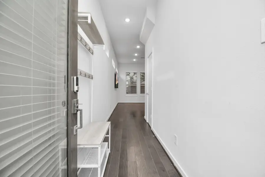 619 Thornton Oaks Lane, Houston, TX 77018 - Image #3