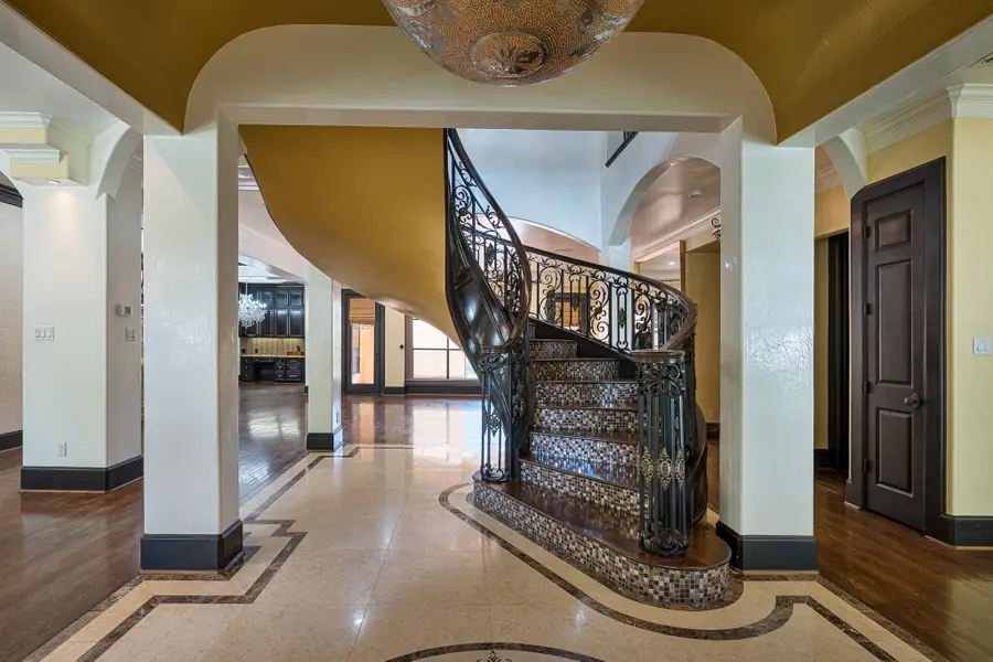 4601 Birch Street, Bellaire, TX 77401 - #3