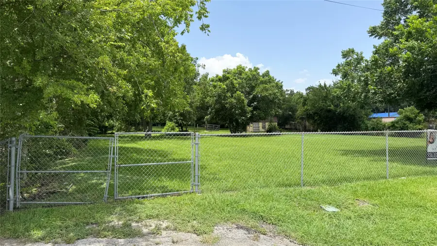 3634 N Highway 146, Baytown, TX 77520 - #3