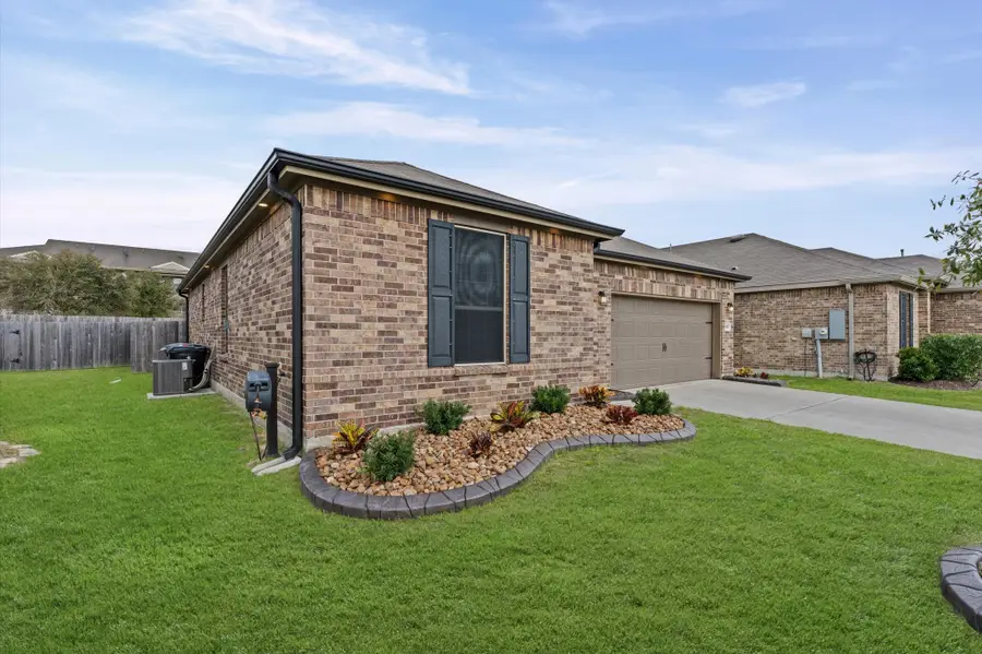 305 Paso Fino Drive, Alvin, TX 77511 - #3