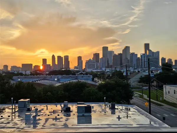 3218 Polk Street, Houston, TX 77003