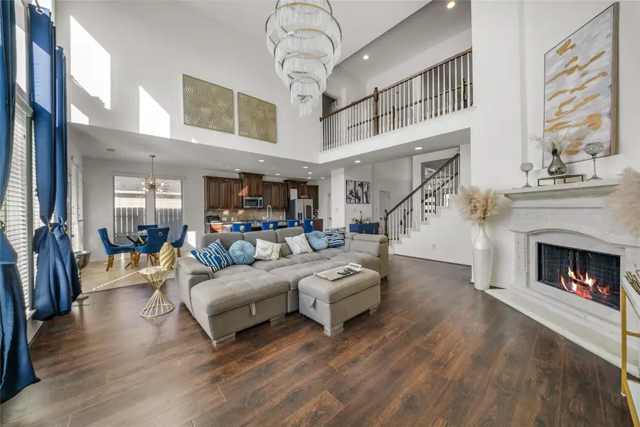 14004 Ginger Cove Court, Pearland, TX 77584 - Image #3