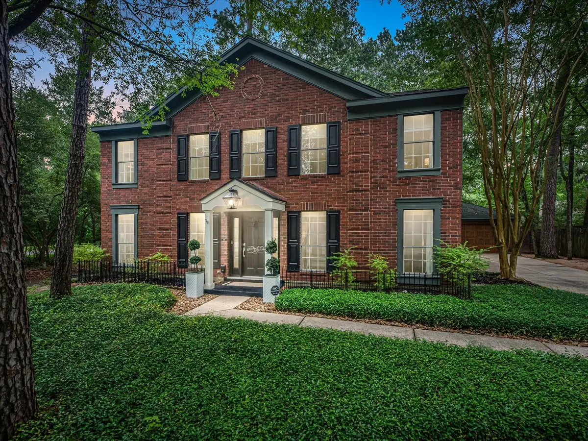 51 E Village Knoll Circle, The Woodlands, TX 77381 - #1
