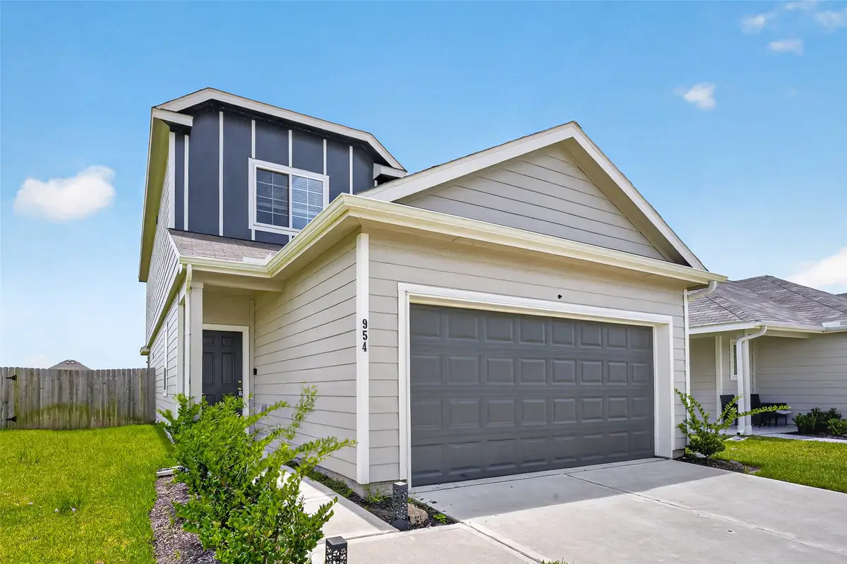 954 Luke Darrell Drive, Rosharon, TX 77583 - #1