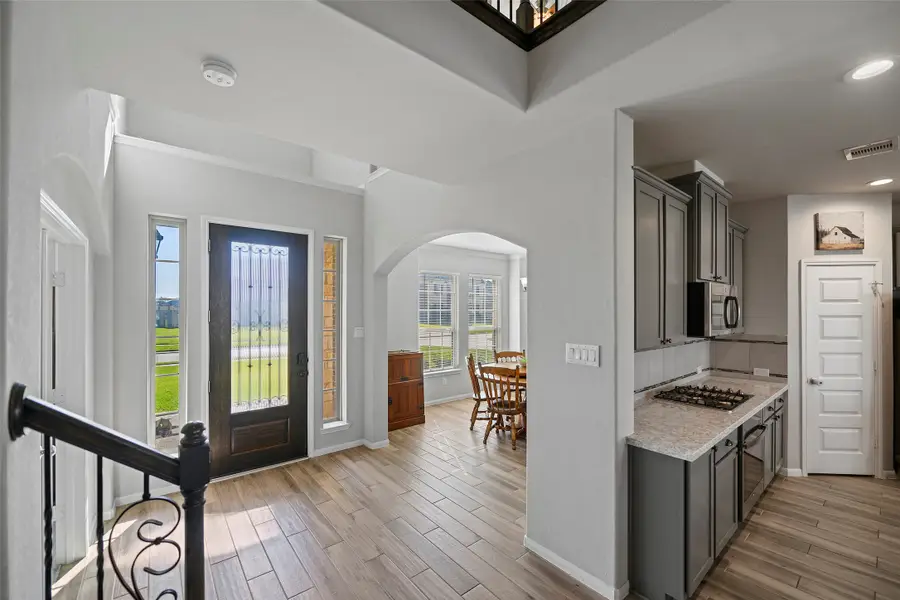 11723 Oakwood Drive, Monterey Belvieu, TX 77535 - Image #3