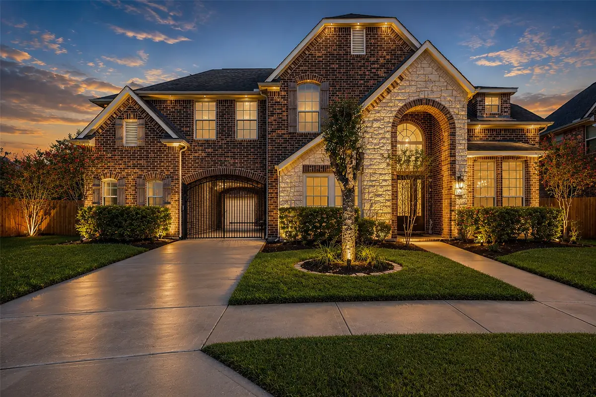5626 Valley Country Lane, Sugar Land, TX 77479 - #1