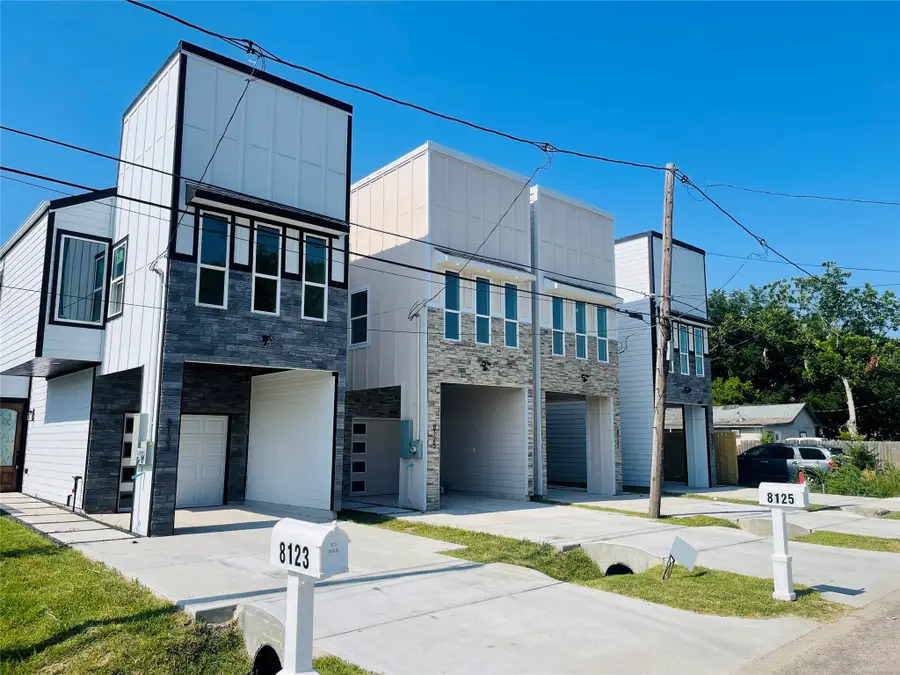 8123 Saint Louis Street, Houston, TX 77028 - #3