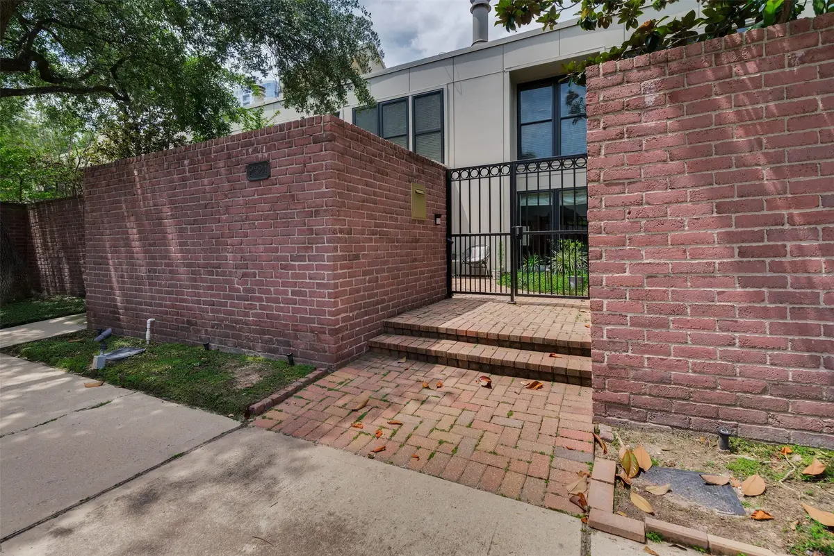 2324 Steel Street #20, Houston, TX 77098 - #1
