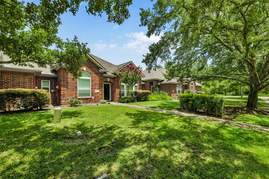 206 Clearview Avenue #B, Friendswood, TX 77546 - #2