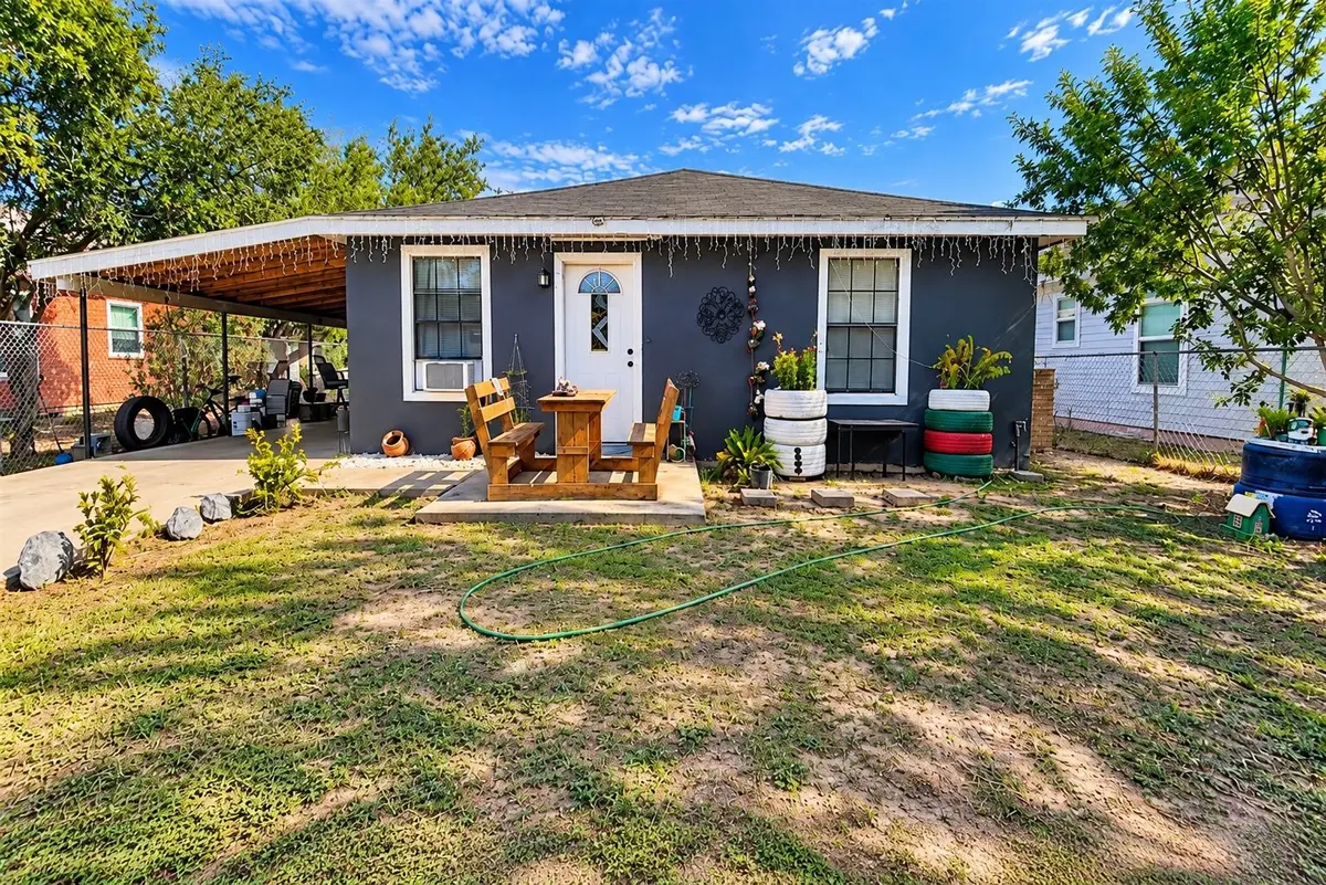 513 Santa Monica Street, Pharr, TX 78577 - #1