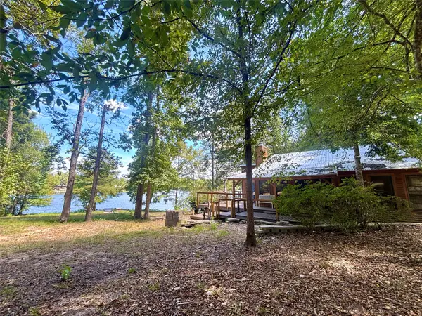 745 County Road 3170, Colmesneil, TX 75938