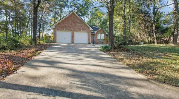 3348 Pine Grove Drive, Huntsville, TX 77340