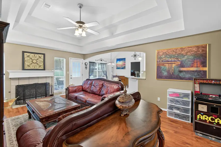 3348 Pine Grove Drive, Huntsville, TX 77340 - Image #3