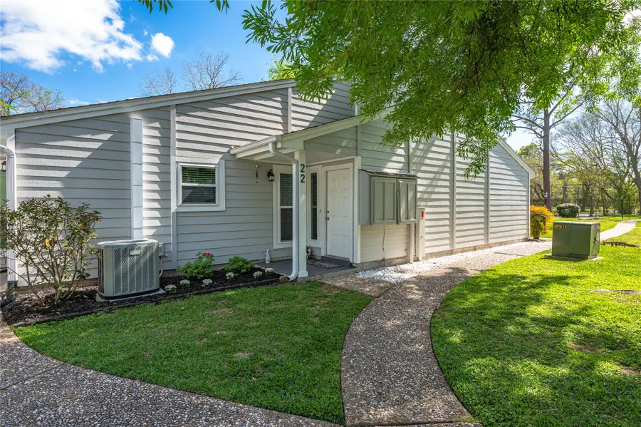22 Hideaway Drive, Friendswood, TX 77546 - #2