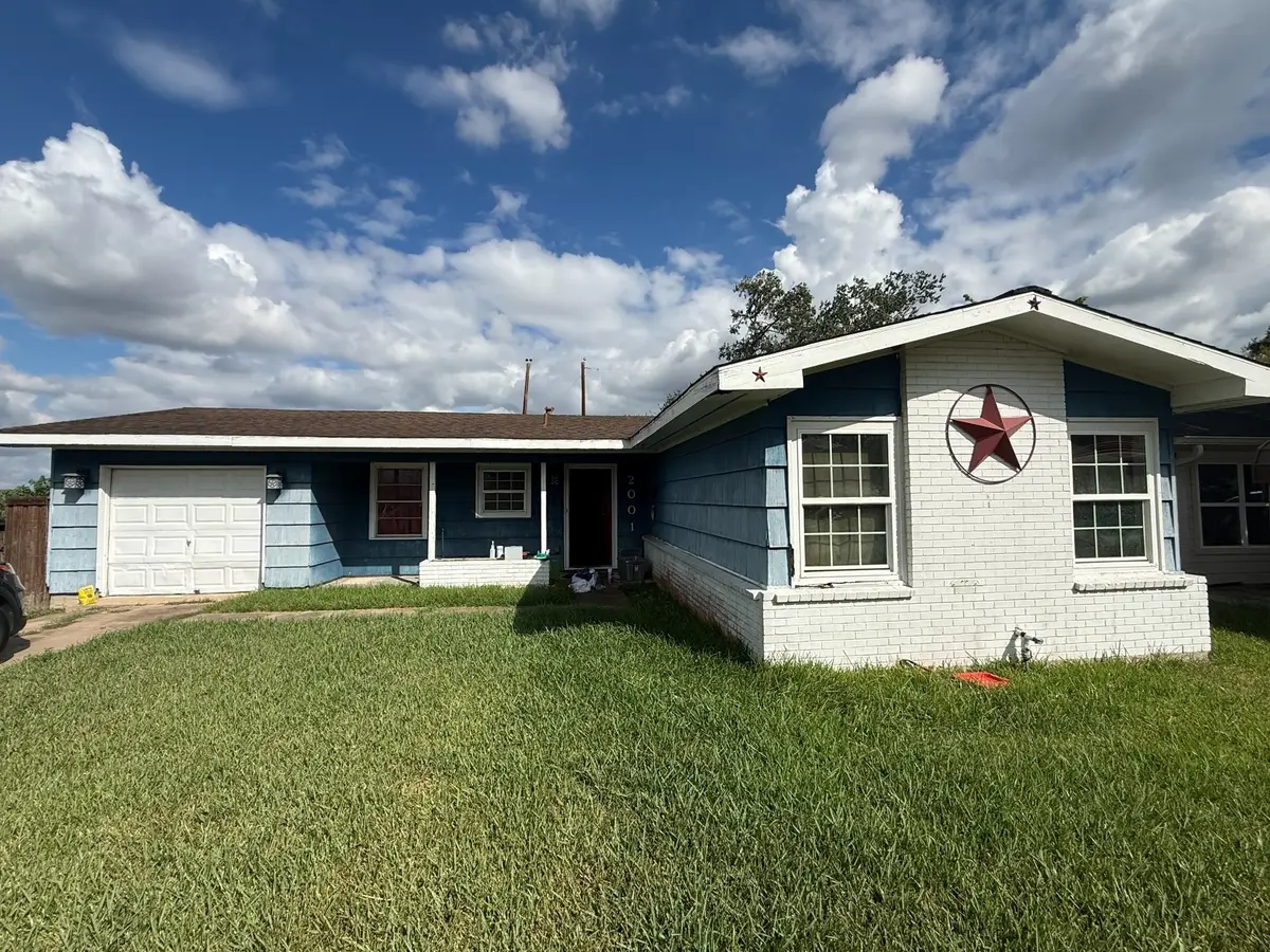 2001 Isla Drive, Pearland, TX 77581 - #1