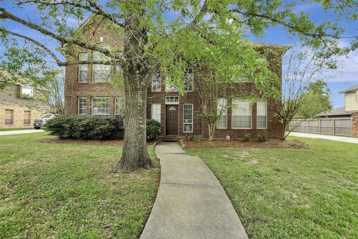 1209 Twin Oaks Street, Friendswood, TX 77546 - #1