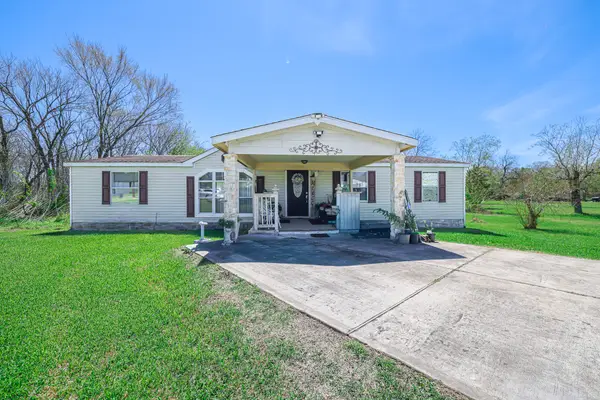 119 Weaver Street, Baytown, TX 77520
