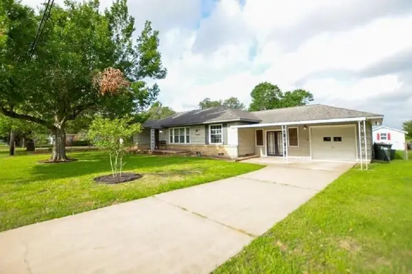 1116 N Meyer Street, Sealy, TX 77474