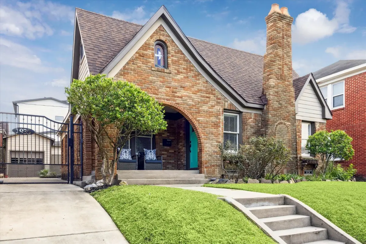 1935 W Mckinney Street, Houston, TX 77019 - #1