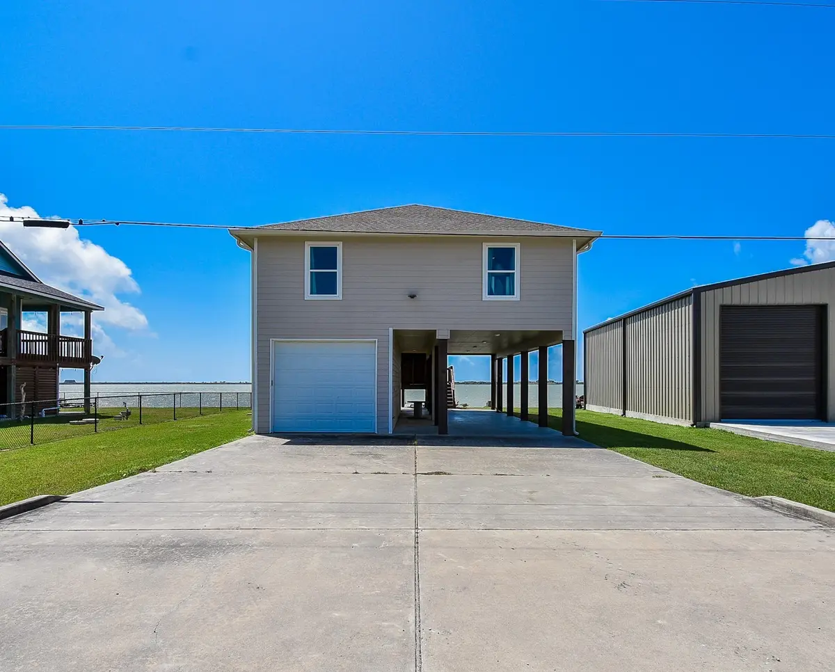 1486 W Bayshore Drive, Palacios, TX 77465 - #1
