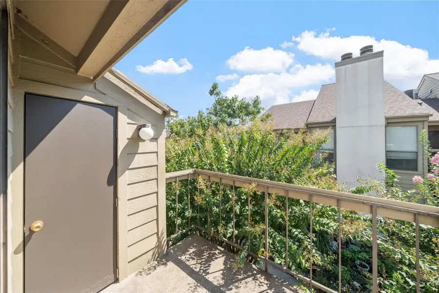 10053 Westpark Drive #298, Houston, TX 77042 - Image #2