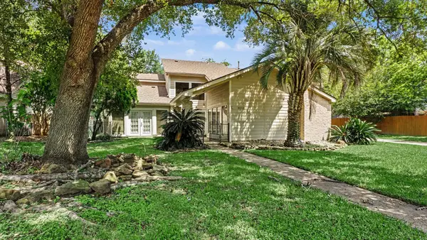 8223 Magnolia Glen Drive, Humble, TX 77346