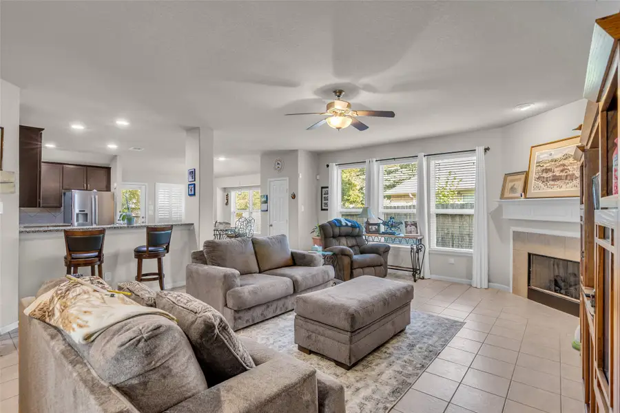 172 Knollbrook Circle, Montgomery, TX 77316 - #3