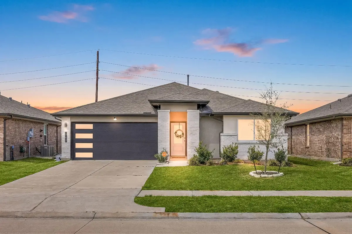 711 Alpine Falls Road, Rosharon, TX 77583 - #1