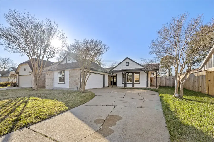 11510 Caesar Drive, Stafford, TX 77477 - Image #2