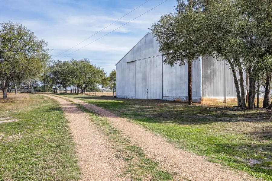 5535 Mach Rd, La Grange, TX 78945 - #3