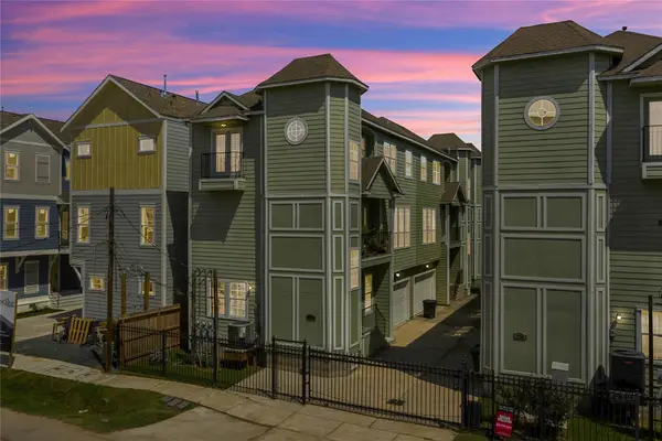 1109 W 15th 1/2 Street #K, Houston, TX 77008