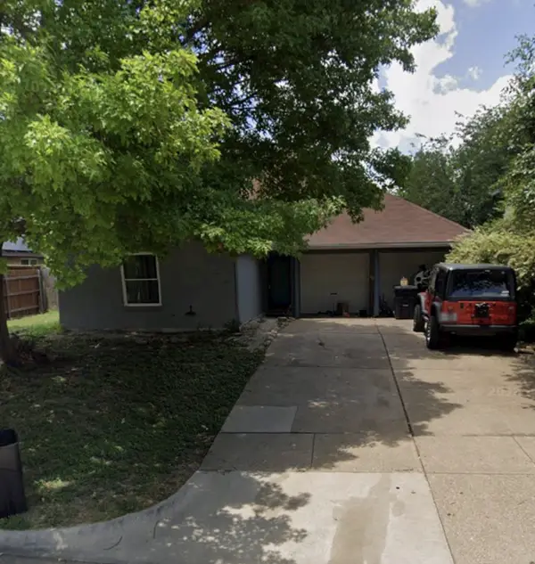109 Hardin Drive, Arlington, TX 76018