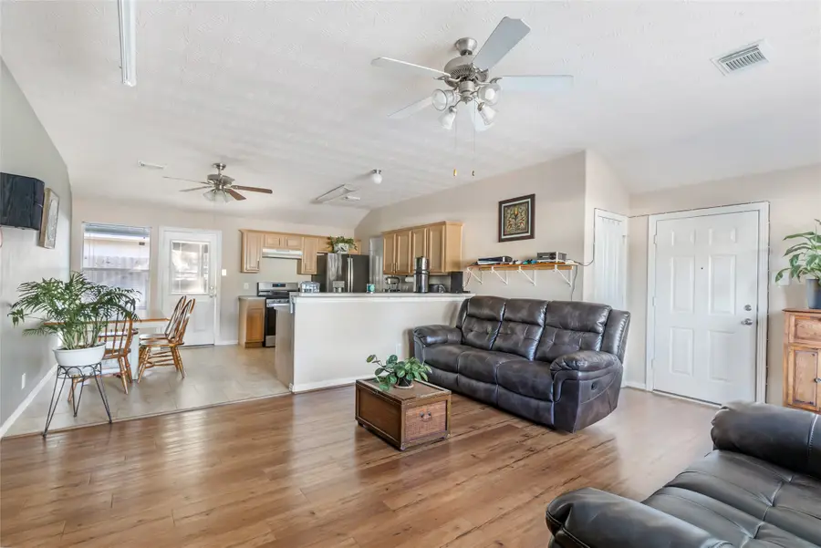 24318 Hard Wood Drive, Huffman, TX 77336 - Image #3