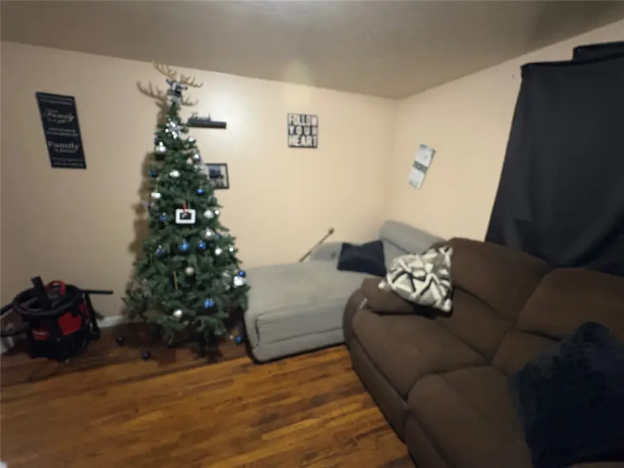 108 E 11th Place, Big Spring, TX 79720 - #2