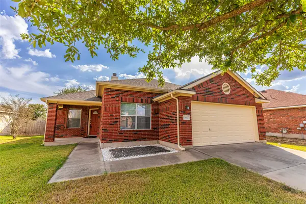 102 Thompson Trail, Bastrop, TX 78602