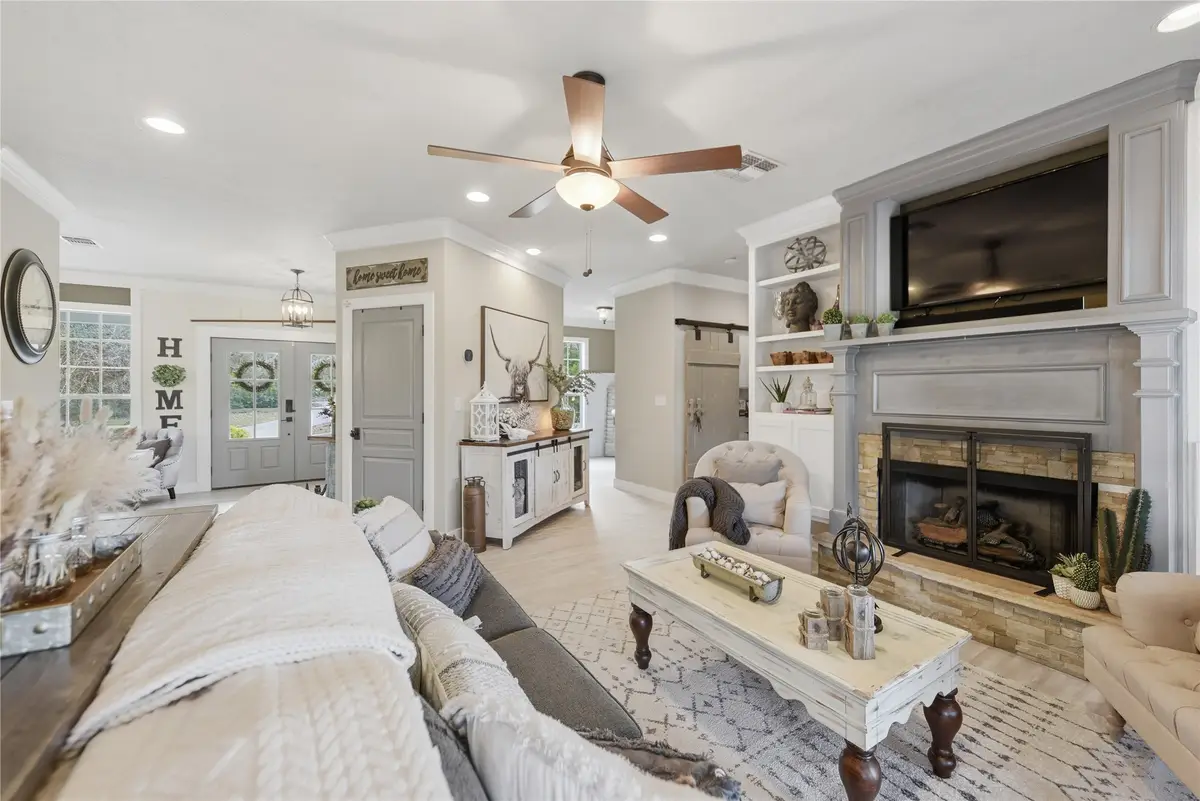 305 Affleck Road, Brenham, TX 77833 - #1