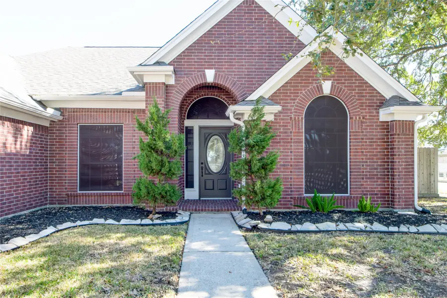 8102 Blue Jay Street, Baytown, TX 77523 - #2