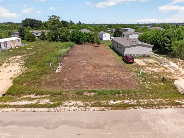 1304 Road 5735, Cleveland, TX 77327