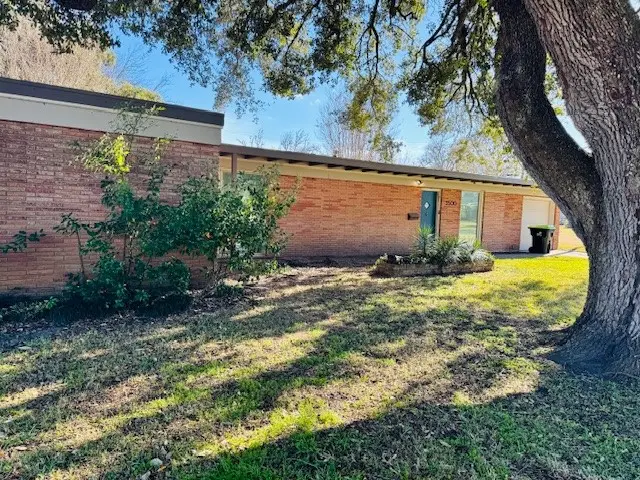 3500 Doris Street, Bay City, TX 77414 - #3