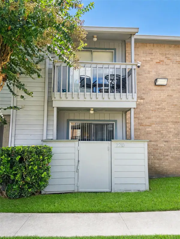 260 El Dorado Boulevard #2210, Houston, TX 77598